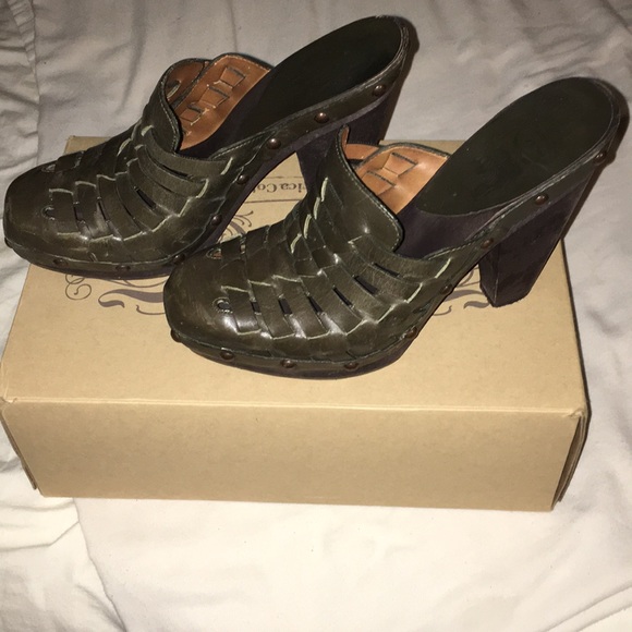 Nine West Vintage Collection - Picture 2 of 8